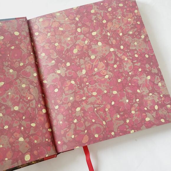 New Harry Potter magical year book - Picture 2 of 5